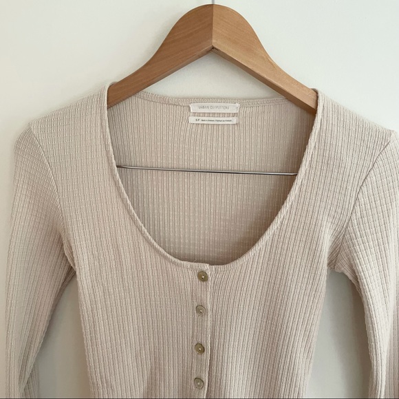 Urban Outfitters Tan Scoop Neck Crop Top Long Sleeved Size Small - Picture 8 of 8